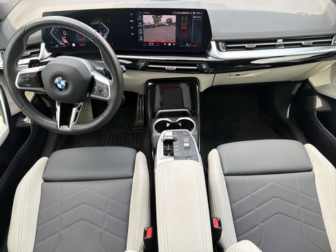 Used 2026 BMW X1 xDrive28i w/ M Sport Package AWD/4WD image 3