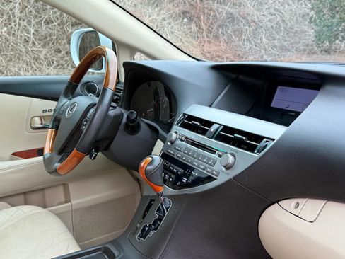 Used 2011 Lexus RX 350 2WD w/ Premium Pkg image 30