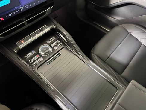 New 2026 Lincoln Nautilus Premier w/ Equipment Group 102A image 30