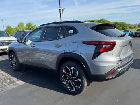 New 2026 Chevrolet Trax RS FWD image 29