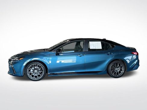 Used 2025 Toyota Camry XSE FWD image 7