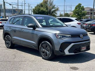 Used 2025 Volkswagen Taos S FWD video 1