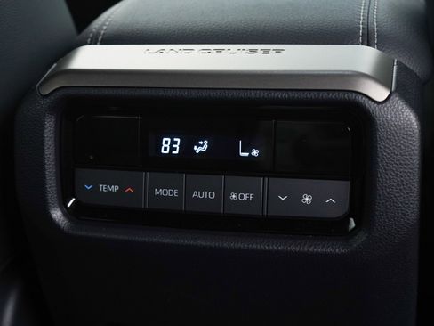 Used 2025 Toyota Land Cruiser w/ Premium Package image 18