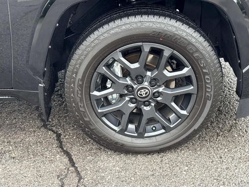 Used 2026 Toyota Sequoia Platinum w/ Tow Technology Package AWD/4WD image 10