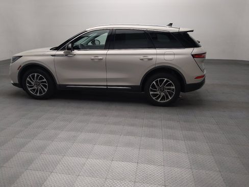Used 2020 Lincoln Corsair AWD image 3