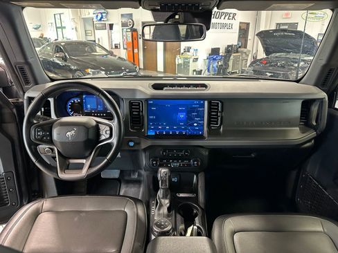Used 2024 Ford Bronco Everglades AWD/4WD image 18