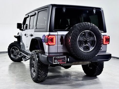 Used 2019 Jeep Wrangler Unlimited Sport S image 9