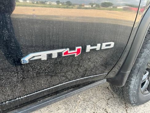 Used 2024 GMC Sierra 2500 AT4 w/ AT4 Premium Plus Package AWD/4WD image 4
