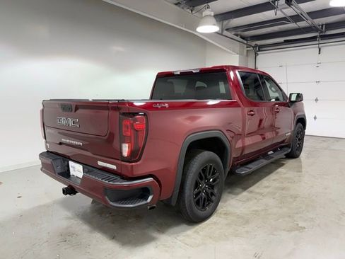 Used 2022 GMC Sierra 1500 Elevation w/ LPO, Elevation Black Package image 7