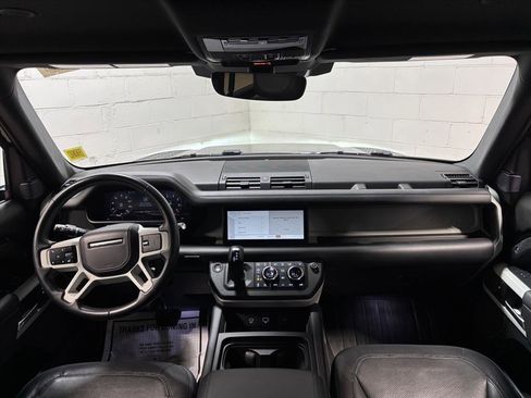 Used 2023 Land Rover Defender 110 X-Dynamic SE image 35