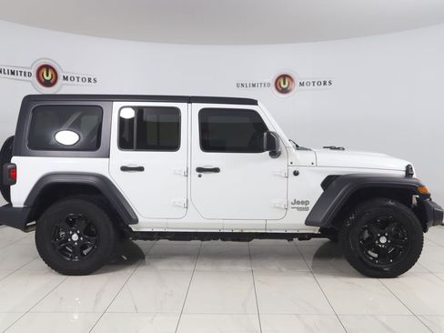 Used 2020 Jeep Wrangler Unlimited Sport S AWD/4WD image 2