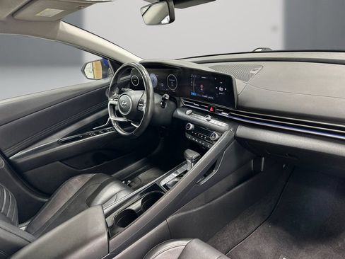 Used 2023 Hyundai Elantra Limited w/ Cargo Package FWD image 16