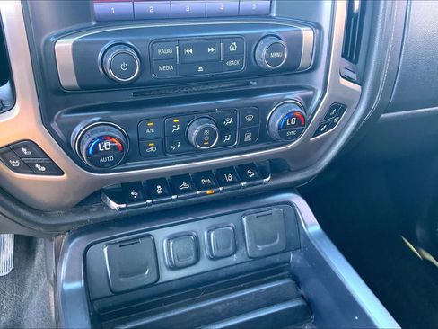 Used 2015 GMC Sierra 1500 Denali w/ Driver Alert Package AWD/4WD image 35