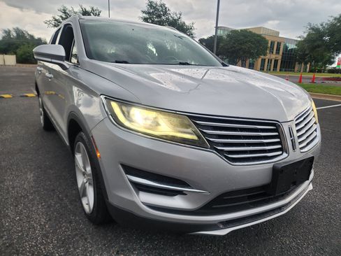 Used 2018 Lincoln MKC Premiere FWD image 1