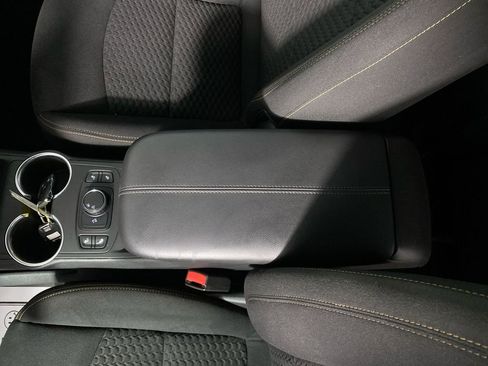 Used 2019 GMC Terrain SLE w/ Driver Convenience Package FWD image 20