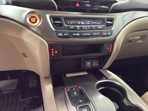 Used 2022 Honda Pilot Special Edition image 22