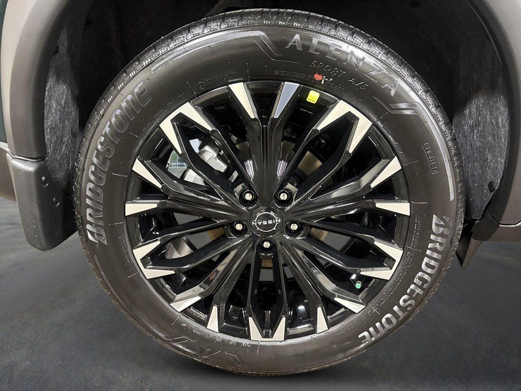 New 2026 Nissan Rogue Dark Armor AWD/4WD image 9
