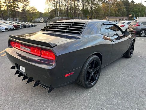 Used 2012 Dodge Challenger R/T image 3