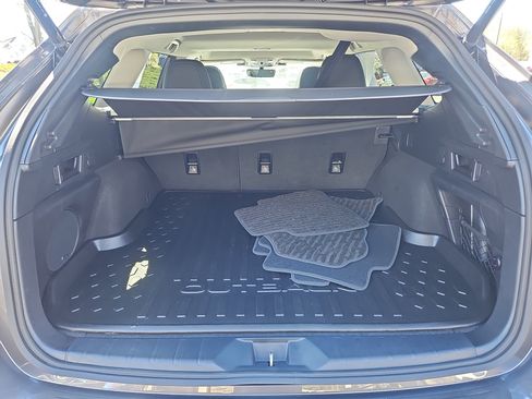 Certified 2025 Subaru Outback Limited AWD/4WD image 36