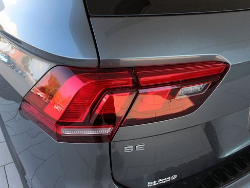 Used 2024 Volkswagen Tiguan SE R-Line image 52