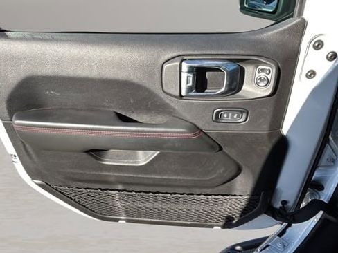 Used 2024 Jeep Wrangler Unlimited Rubicon w/ XTREMEE 35" Tire Package image 16