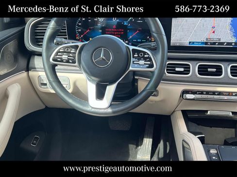 Used 2022 Mercedes-Benz GLS 450 4MATIC image 18