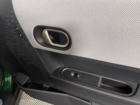 Certified 2025 MINI Cooper S image 17