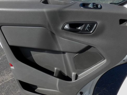 Used 2025 Ford Transit 350 XLT RWD image 8