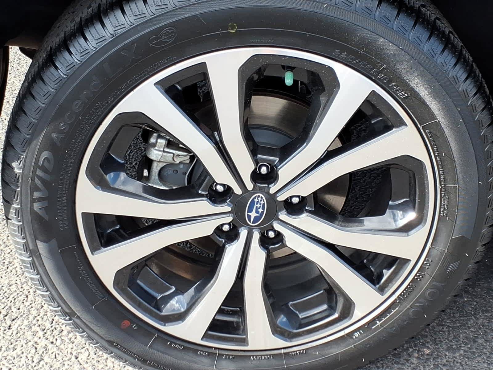 Certified 2023 Subaru Forester Limited AWD/4WD image 9