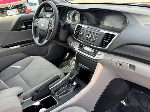 Used 2014 Honda Accord EX image 10