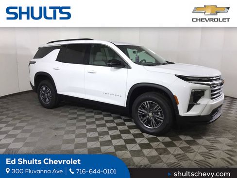 New 2026 Chevrolet Traverse LT w/ Driver Confidence Package image 1