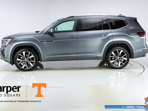 Used 2024 Volkswagen Atlas SEL Premium R-Line AWD/4WD image 2