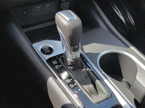 New 2026 Nissan Altima 2.5 SV w/ SV Special Edition Package FWD image 18