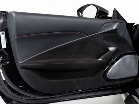 Used 2025 Ferrari Roma Spider image 32