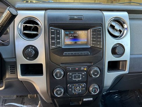 Used 2013 Ford F150 XLT w/ Mid Equipment Group RWD image 8