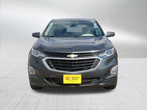 Used 2020 Chevrolet Equinox LT FWD image 2