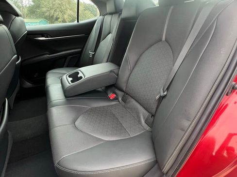 Used 2021 Toyota Camry XSE image 15