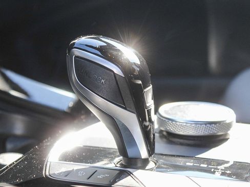 Used 2024 BMW X3 sDrive30i w/ Premium Package w/ZPA image 22