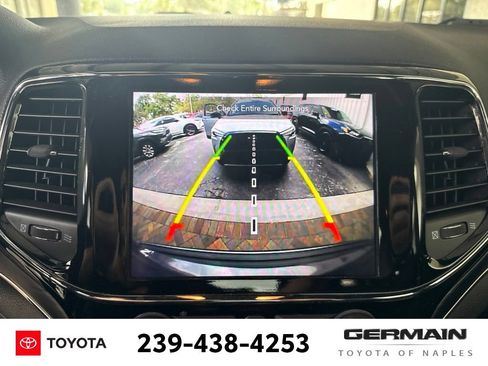 Used 2021 Jeep Grand Cherokee Limited w/ Quick Order Package 28K 80th AWD/4WD image 17