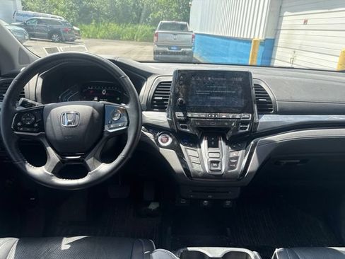 Used 2023 Honda Odyssey Elite image 7