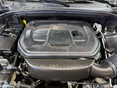 Used 2021 Jeep Grand Cherokee Laredo AWD/4WD image 29