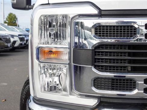 Used 2023 Ford F350 XLT w/ 360-Degree Camera Package image 3