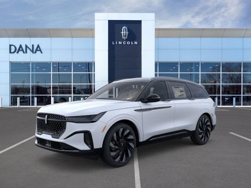 New 2026 Lincoln Nautilus Reserve AWD/4WD image 1