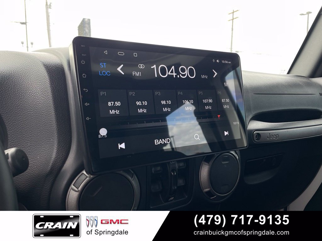 Used 2015 Jeep Wrangler Unlimited Sport w/ Quick Order Package 23S AWD/4WD image 15