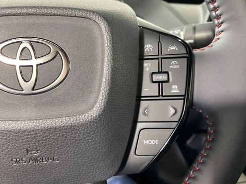 New 2026 Toyota Prius SE image 14