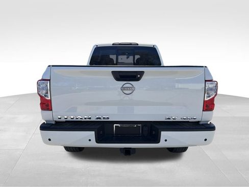 Used 2024 Nissan Titan SV w/ SV Convenience Package image 7