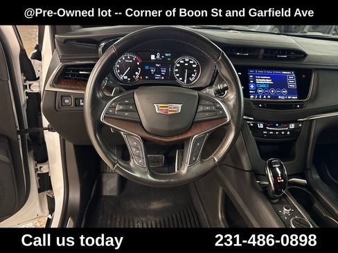Used 2024 Cadillac XT5 Sportv w/ LPO, Floor Liner Package AWD/4WD image 17