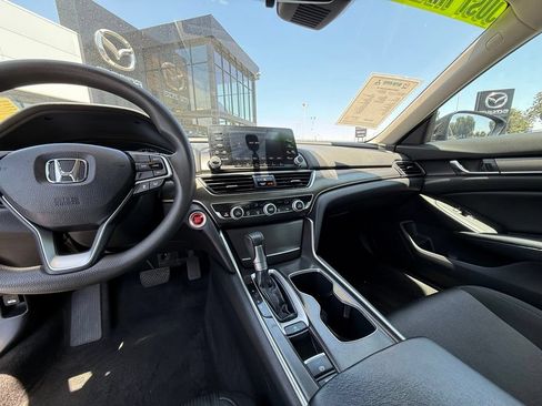 Used 2018 Honda Accord LX image 23