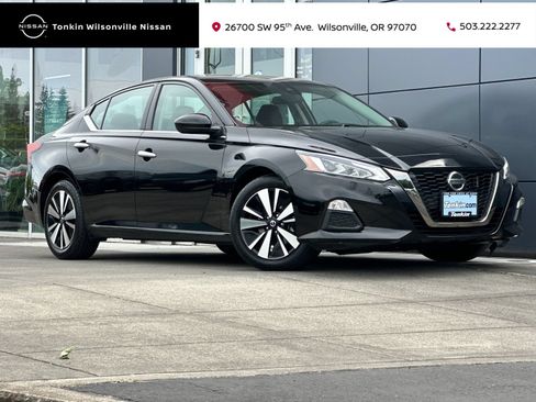 Used 2021 Nissan Altima 2.5 SV FWD image 1
