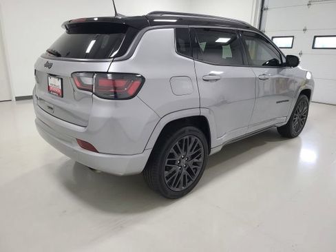 Used 2022 Jeep Compass High Altitude AWD/4WD image 12